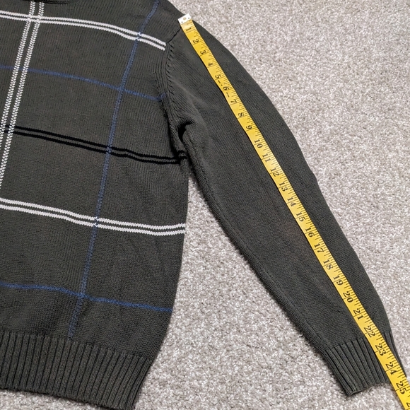 Dockers 100% cotton grey plaid crewneck pullover sweater (flawed) - Picture 13 of 14